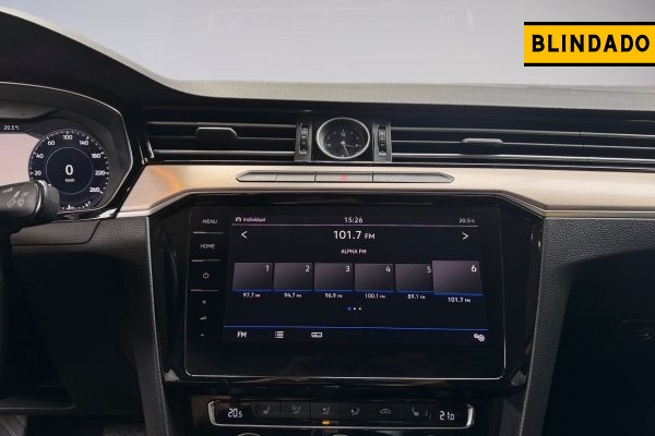 VOLKSWAGEN Passat 2.0 16V TSI BLUEMOTION GASOLINA HIGHLINE 4P DSG 2018/2018